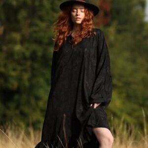 House Of Lancry Midi Dress Flowy Size Medium Black Leopard Cheetah Whimsygoth